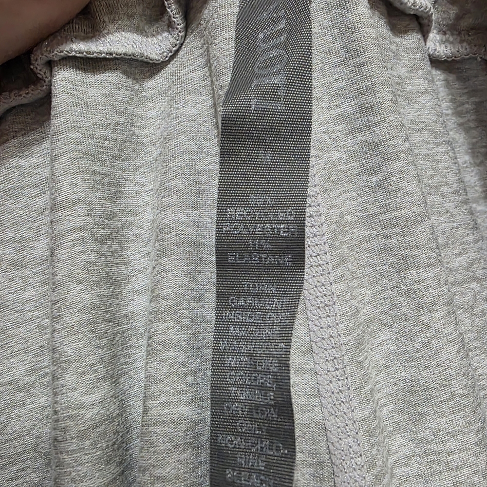 Vuori Heather Gray Joggers with Drawstring Womens Used Size M - Picture 6 of 6